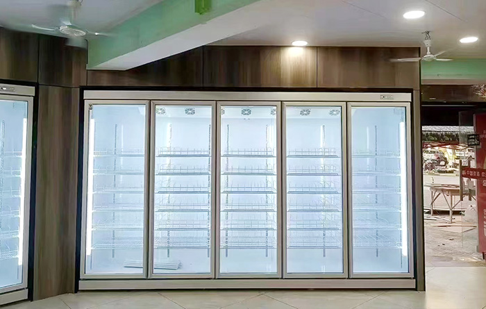 Work steps for inspecting and repairing convenience store freezers